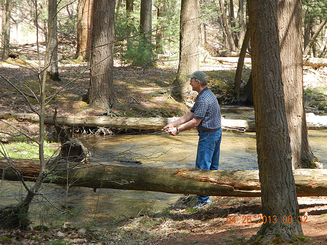 poe trip 04-26-2013 002.jpg -                                I couldn't help trying for the stockies...unsuccessfully I might add.